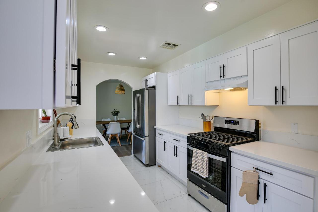 Oasis With Pool And Gas Grill!