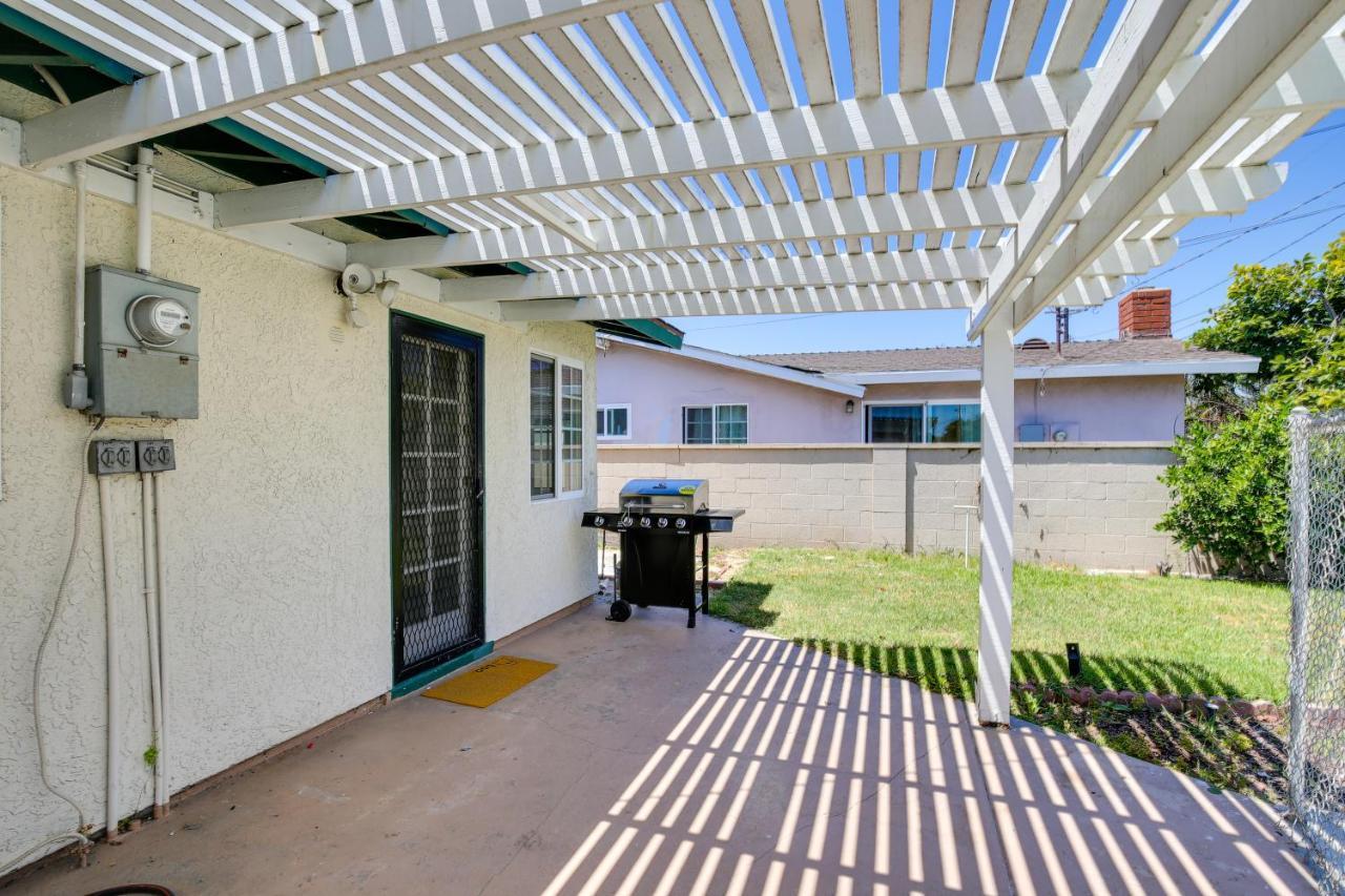 Oasis With Pool And Gas Grill! Westminster